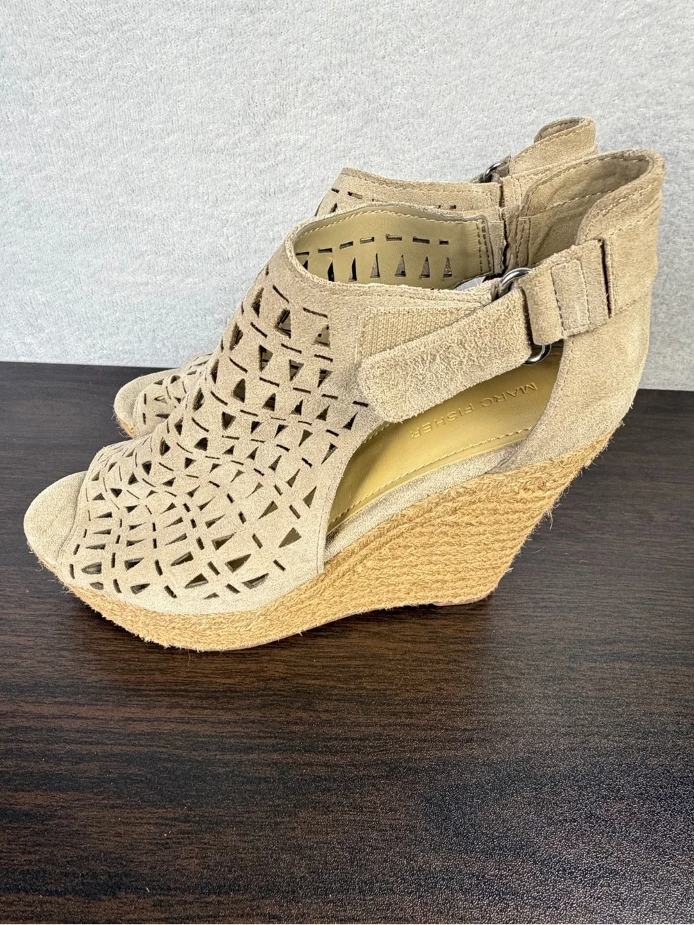 Marc Fisher Beige Suede Espadrille Wedge Sandals Size 10